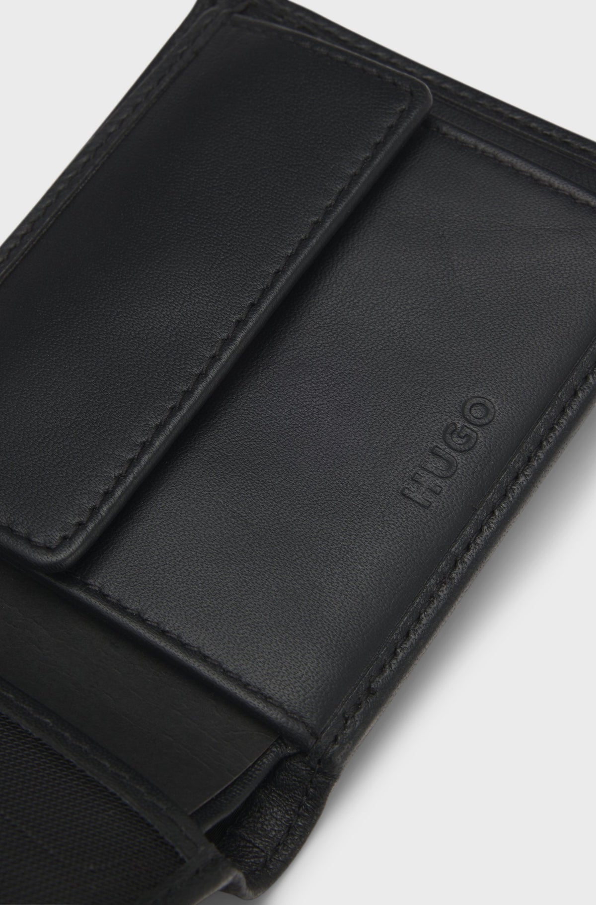 Hugo | Subway_Trifold